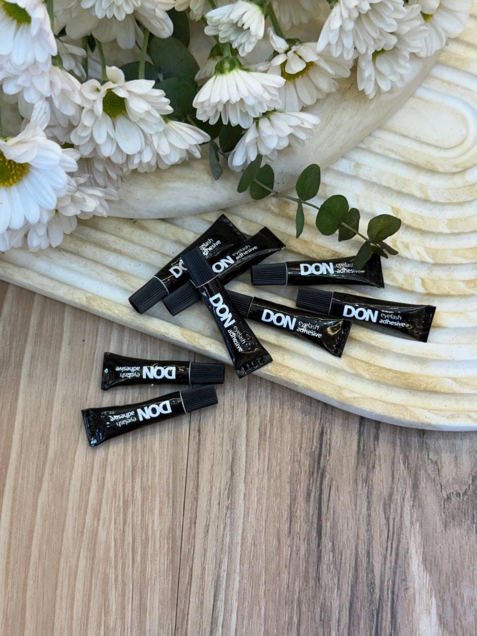 چسب مژه یک گرمی DON