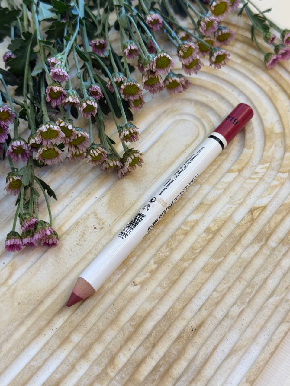 رژ لب مدادی دیپ رومنس
